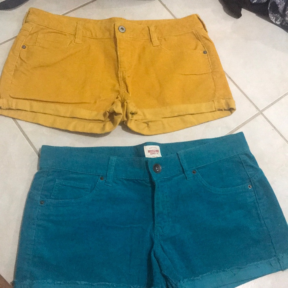 Corduroy shorts